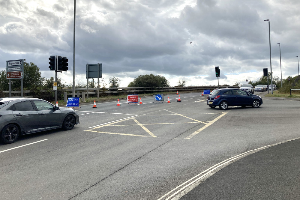 Road closure on A381 Bishopsteignton Road near Teignmouth Morrisons (Nub News/ Will Goddard)