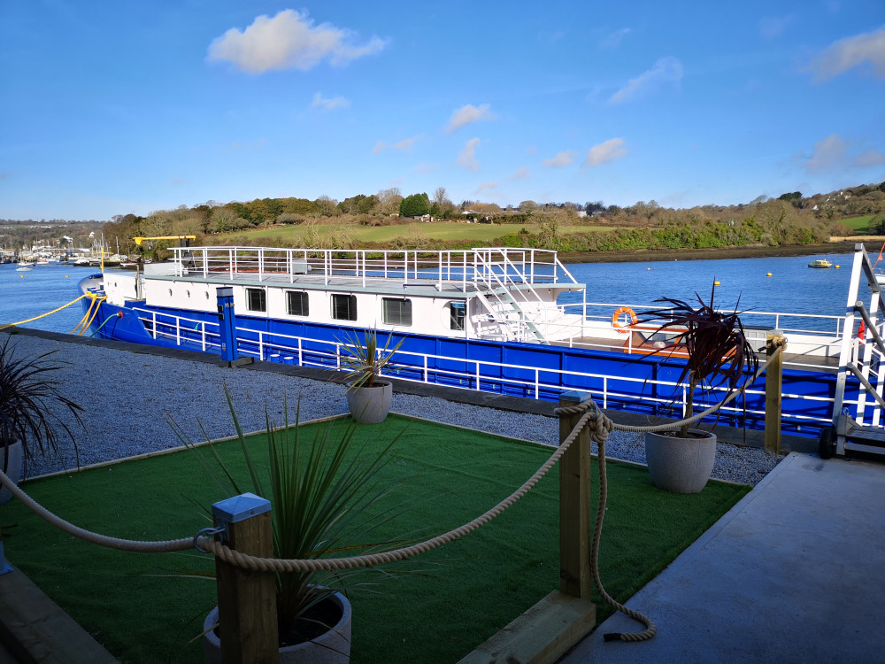 Floating wellbeing hub Floating wellbeing hub