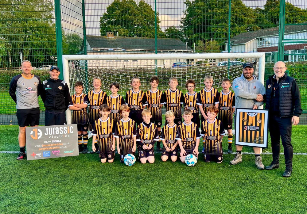 Axminster Town Under 11s in their new strip courtesy of Jurassic Electrics Axminster Town Under 11s in their new strip courtesy of Jurassic Electrics