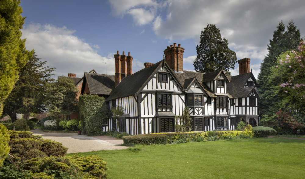 Nailcote Hall dates back to 16th century and even played host to Cromwell's army during the English Civil War