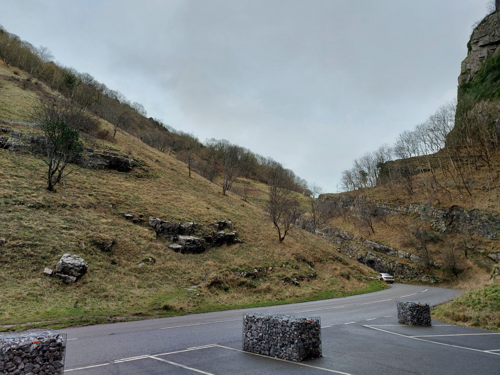 Cannibals in these here caves in Cheddar 