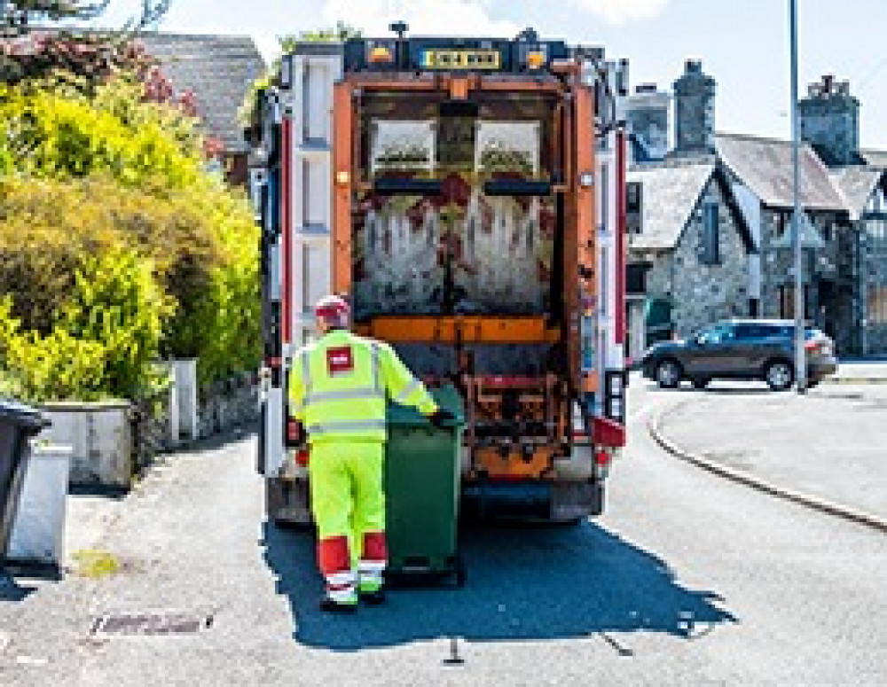 Norse bin men vote for walk out