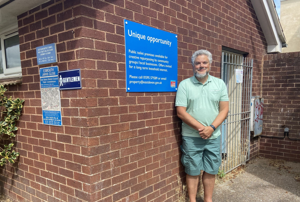 Cllr Bruce de Saram outside the Jarvis Close toilet block (Bruce de Saram) Cllr Bruce de Saram outside the Jarvis Close toilet block (Bruce de Saram)