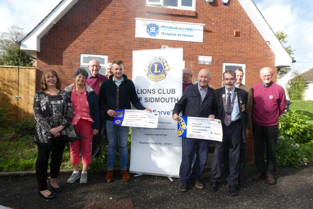 Lions Corporate Duck 3rd & 2nd prizewinners with cheques (Sidmouth Lions Club)