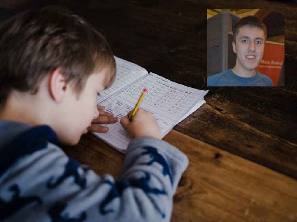 Charlie has been a tutor for over four years.