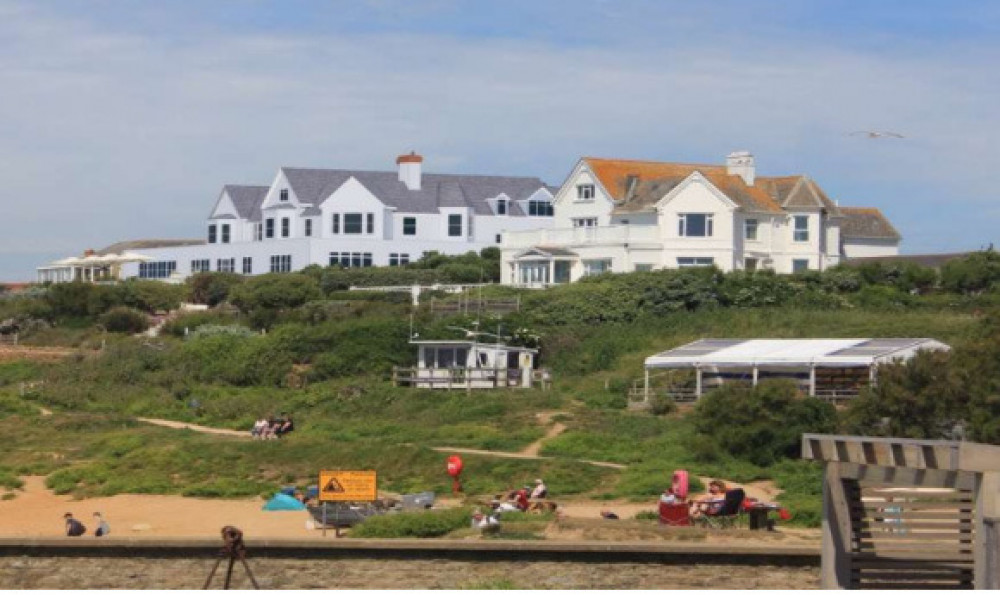Seaside Boarding House (left) from Hive Beach Seaside Boarding House (left) from Hive Beach