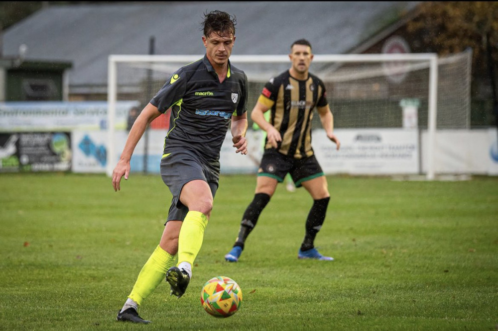 Hanwell Town relinquished a two-goal lead to extend their winless league run to seven. Photo: Hanwell Town.