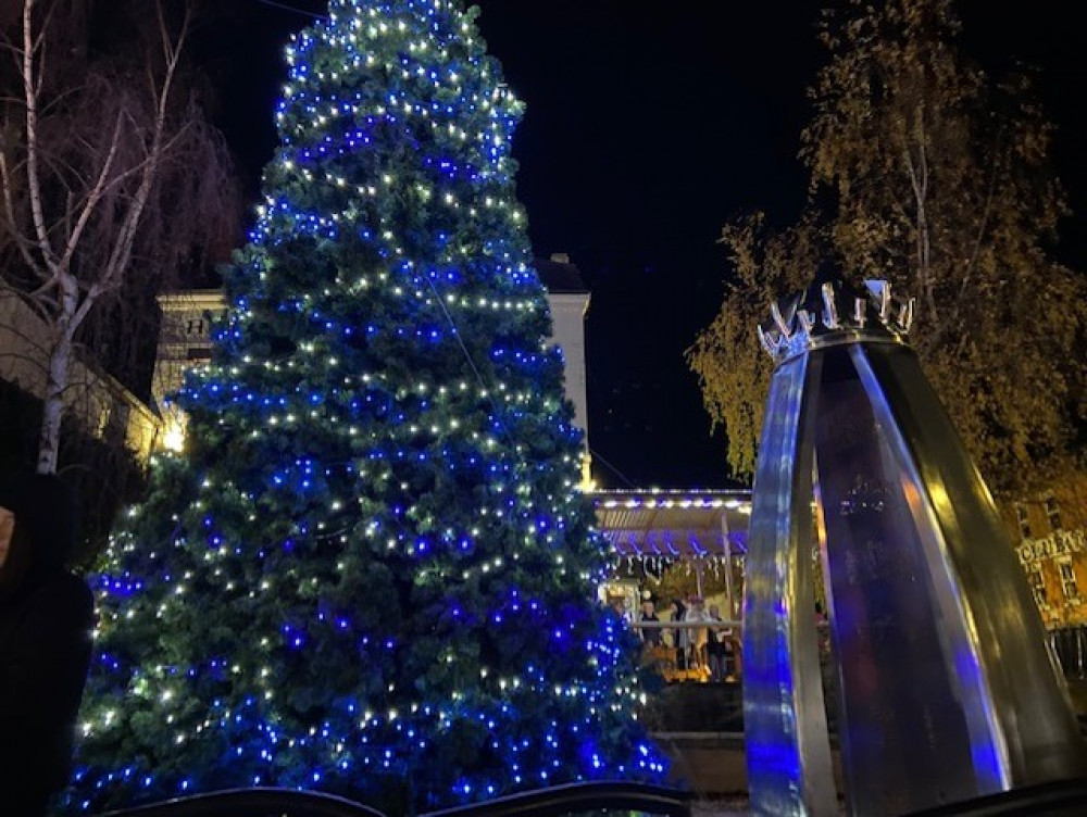 Hucknall's Christmas lights switch on takes place tonight. Photo Credit: Tom Surgay.