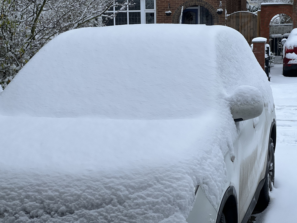 Snow joke! Hitchin has been covered in snow on Monday morning. CREDIT: @HitchinNubNews 