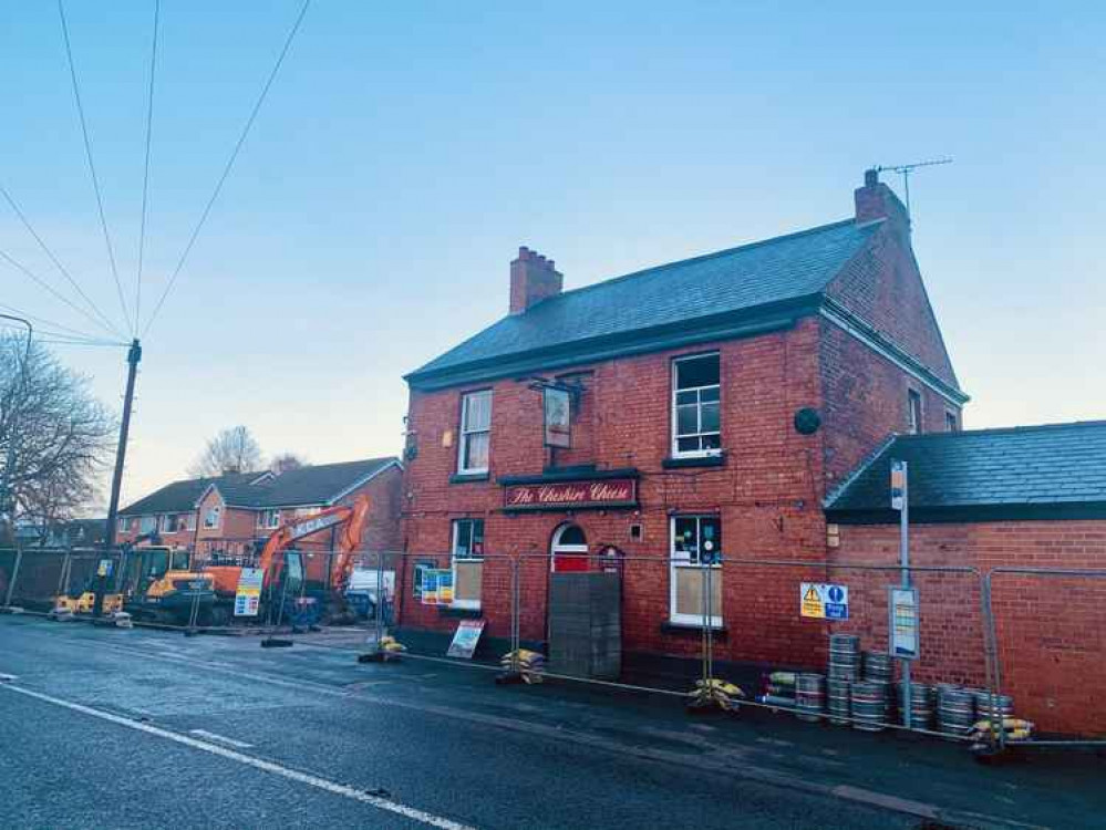 Work begins on the old Cheshire Cheese pub Work begins on the old Cheshire Cheese pub