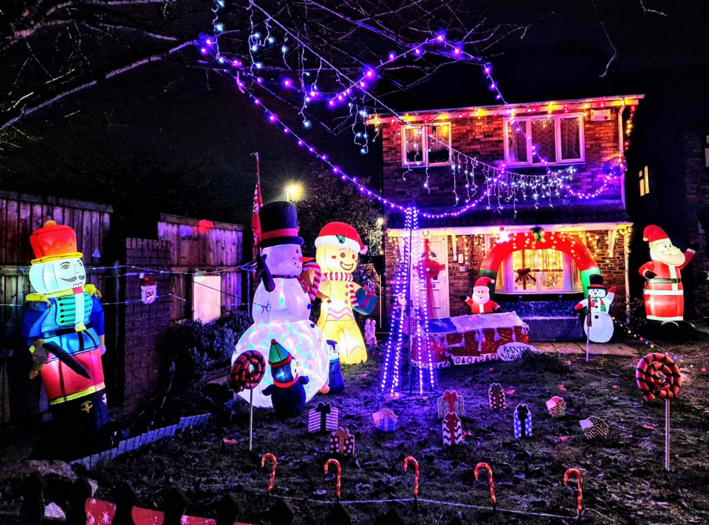 Maria Connell's Merlin Way Christmas display began on Thursday 1 December and will run from 5pm to 8pm each evening until Tuesday 3 January, 2023 (Ryan Parker).