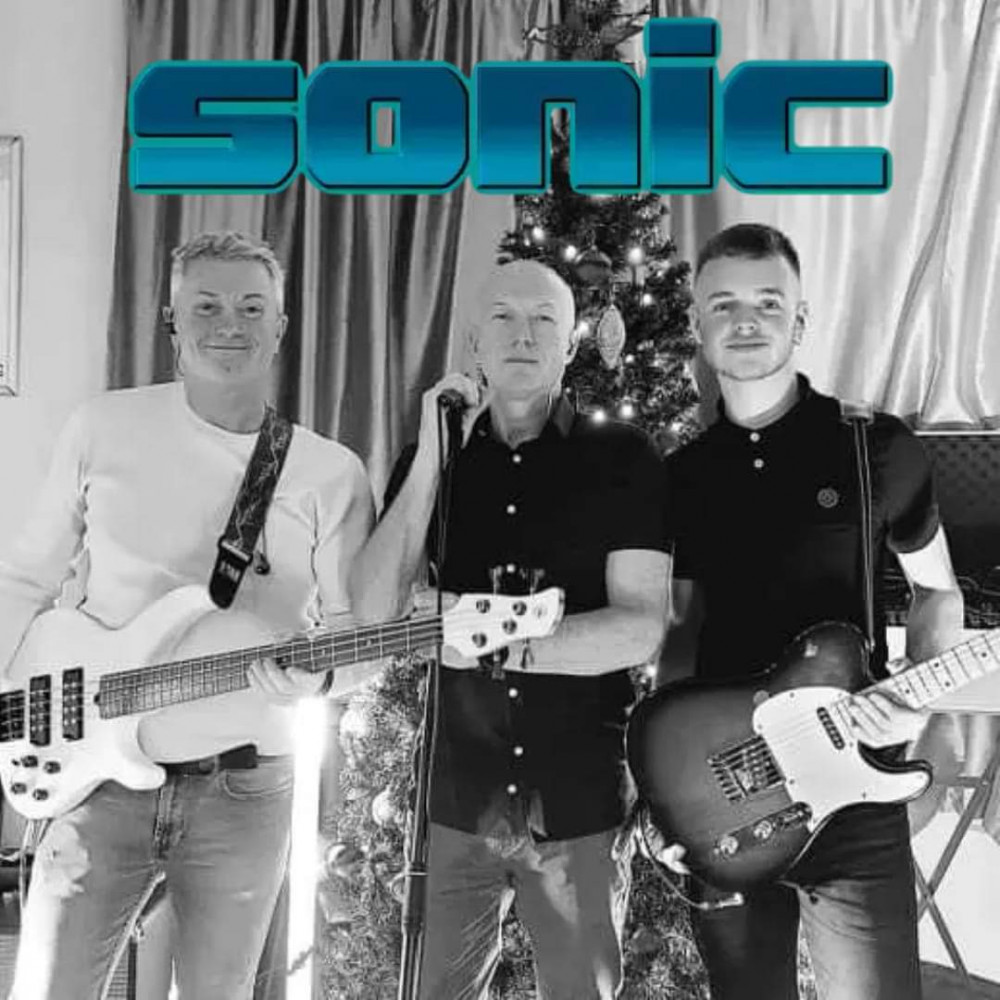 Sonic will be performing live at The Bridge Inn on Friday (December 23).