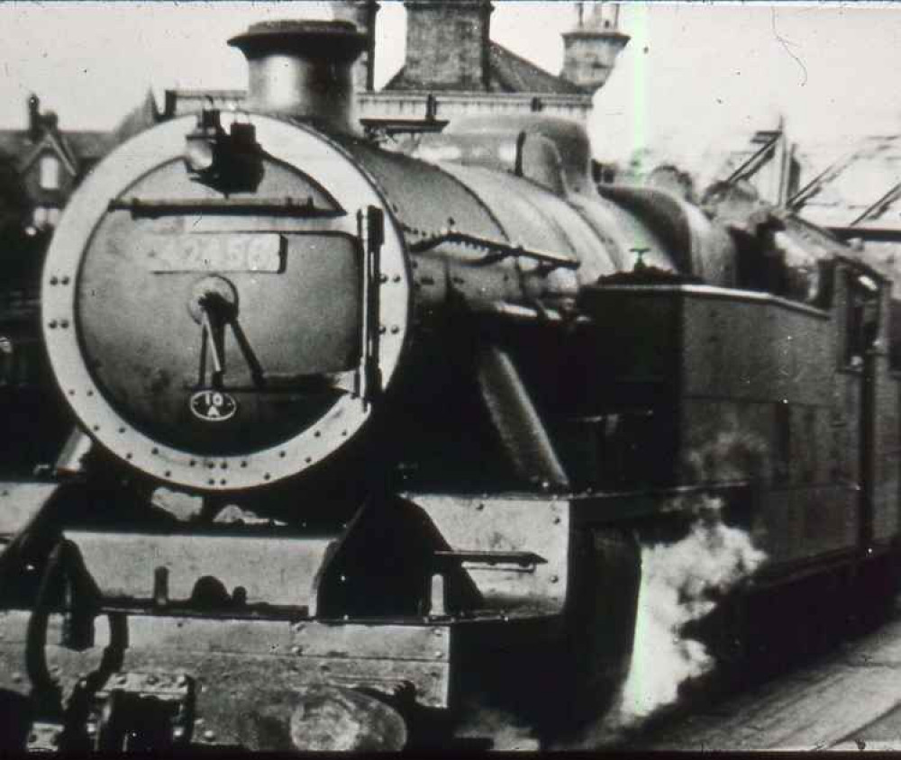 Engine in Frodsham Station: Frodsham and District History Archive