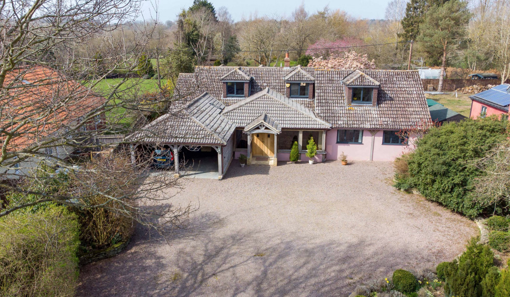 Foxwood sold by Chapman Stickels Foxwood sold by Chapman Stickels
