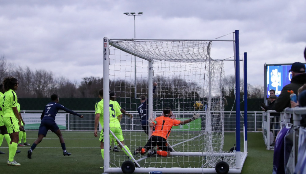 Harry Gibbs scores. Picture by Kevin Lamb (Lambpix)