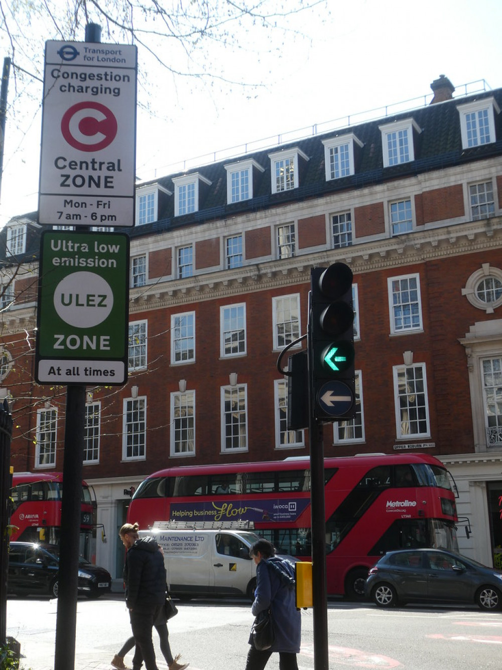 A City Hall study has found a 46% reduction in air pollution in central London. Photo: citytransportinfo. A City Hall study has found a 46% reduction in air pollution in central London. Photo: citytransportinfo.