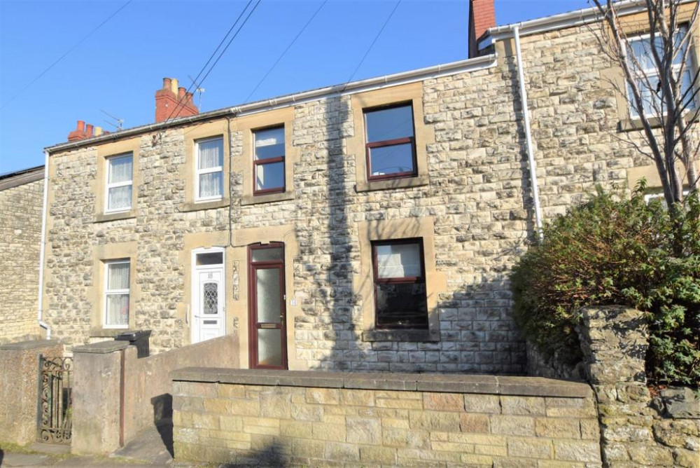 The mid terrace on Clevedon Road 