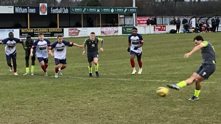 Harry Hope nets the winner