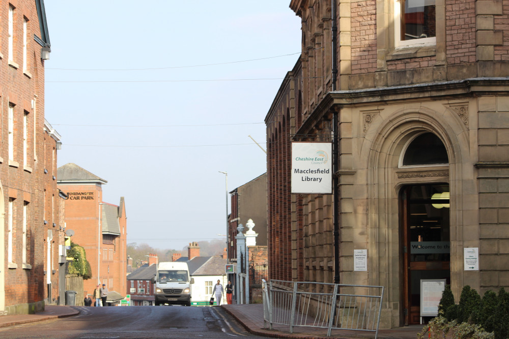 Macclesfield Library is located on Jordangate. 