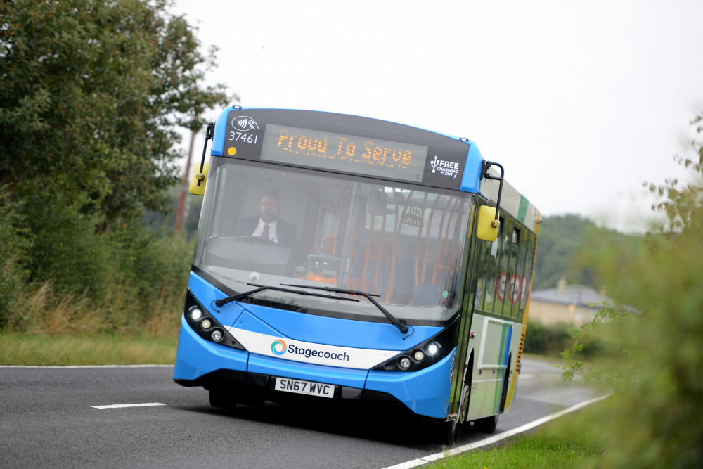 The government has extended its £2 bus fare caps (image via Warwickshire County Council)