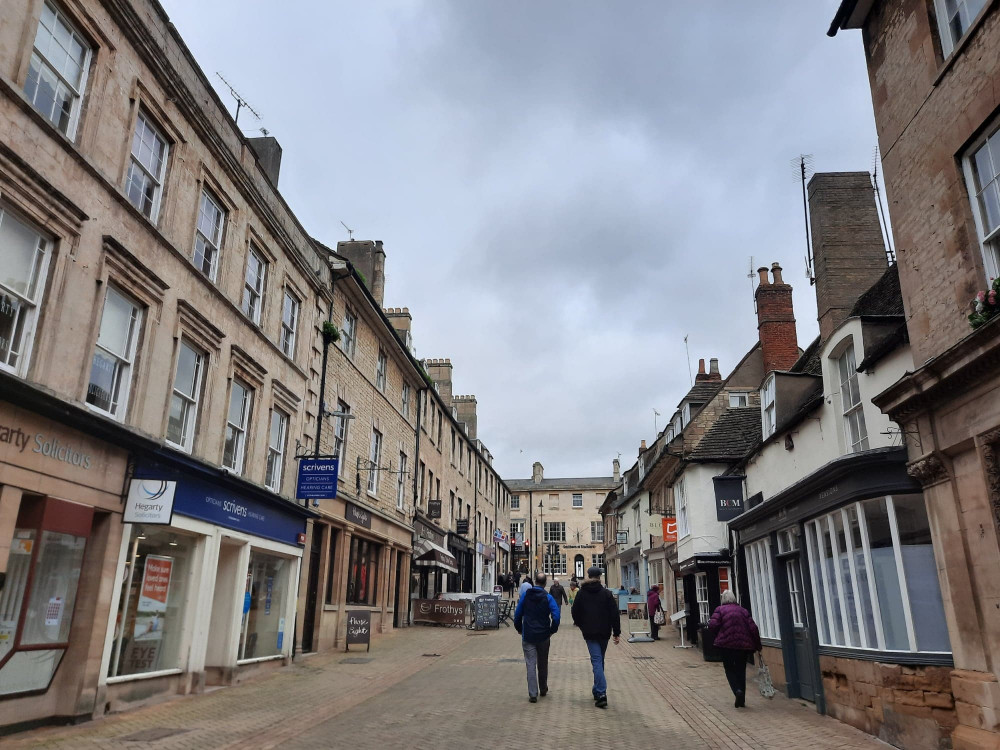 Stamford High Street, Lincolnshire. Image credit: Nub News. 