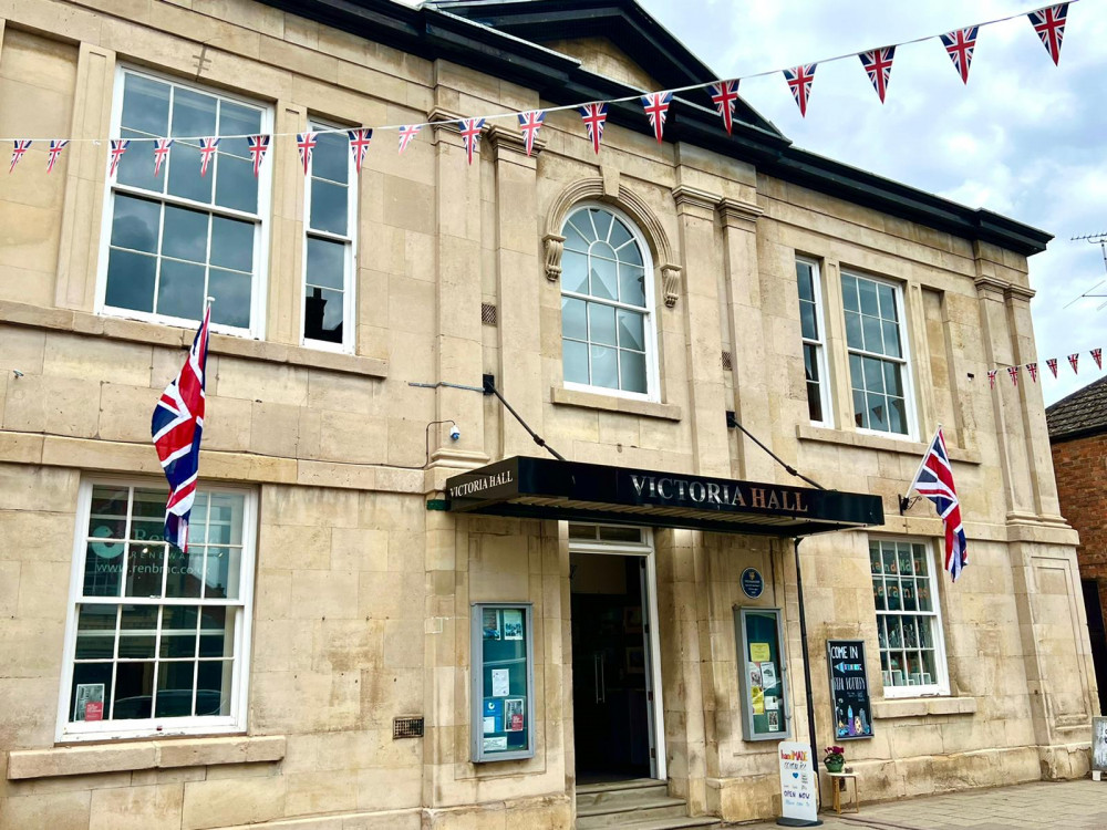 Victoria Hall, Oakham High Street. Image credit: Nub News. 