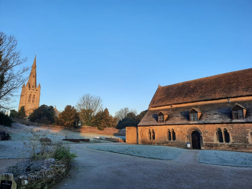 Frost at Oakham Castle. Image credit: Nub News.