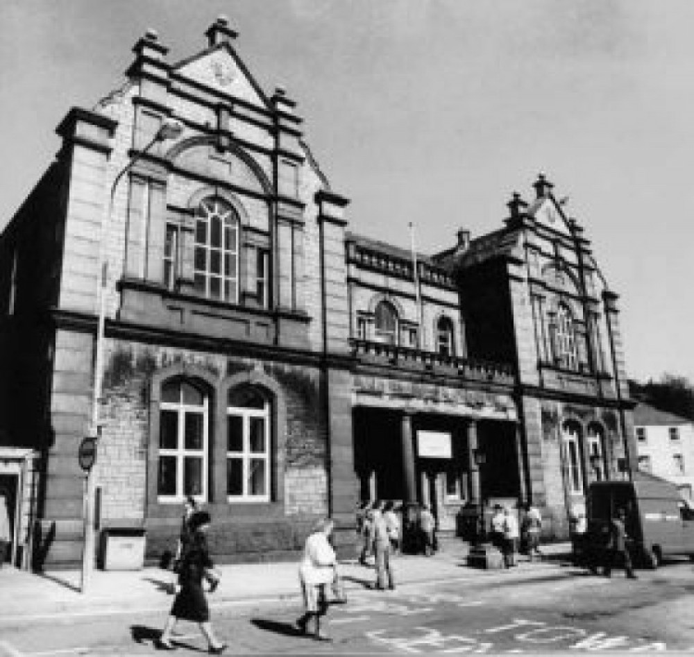 Falmouth Library (Image: The Passmore Edwards Legacy)