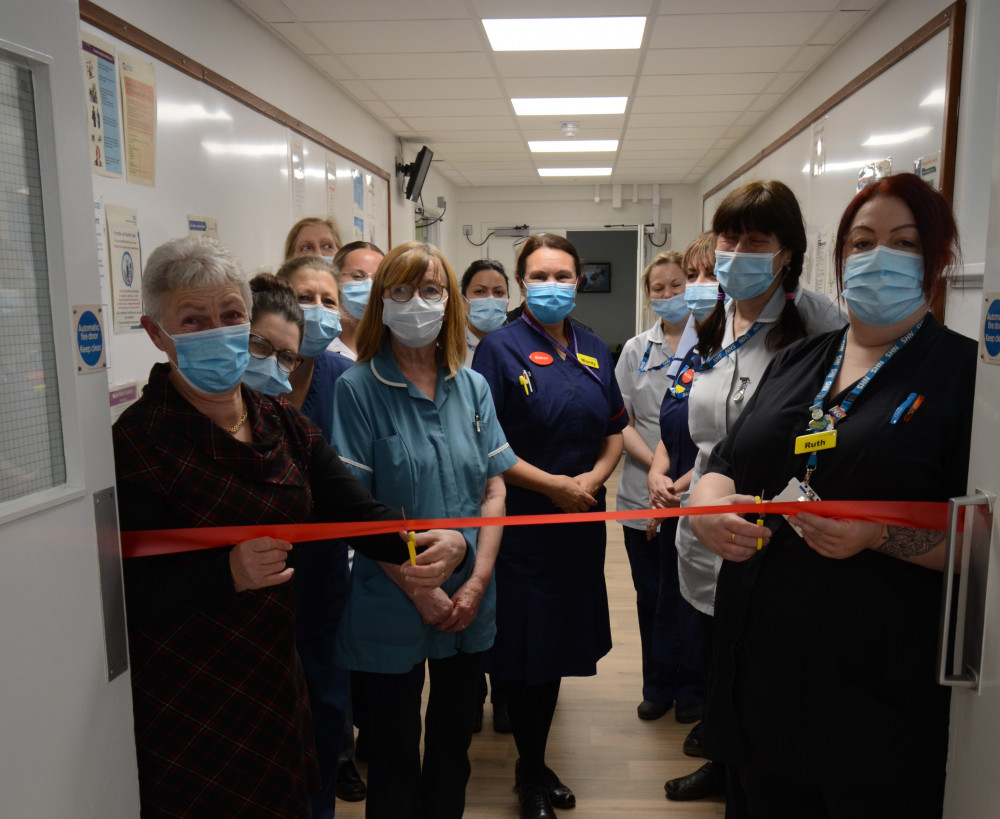 Long serving staff members Sue Hudson (left) and Ruth Edwards cut the ribbons to mark the reopening of Rutland’s inpatient ward. Image credit: LPT.