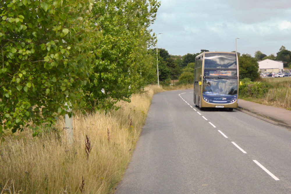 Stagecoach Gold bus on Topsham Road (cc-by-sa/2.0 - © David Dixon - geograph.org.uk/p/6110378)