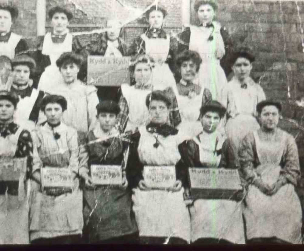 Kydd & Kydd employees. Image: Frodsham and District History Archive Kydd & Kydd employees. Image: Frodsham and District History Archive