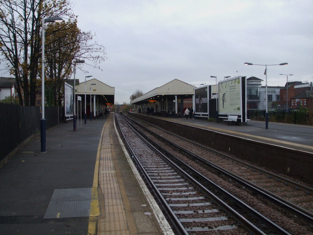 Signal workers and maintenance staff of the RMT Union have voted in favour of accepting a new pay offer from Network Rail, but strikes will continue to go ahead in Kingston (Credit: Wikimedia Commons) 