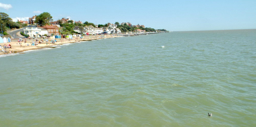 Cafe culture welcomed on Felixstowe beach (Picture: Nub News)