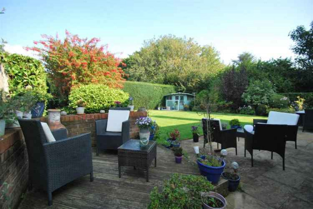 Image: Ian J Tickle Independent Estate Agents Image: Ian J Tickle Independent Estate Agents