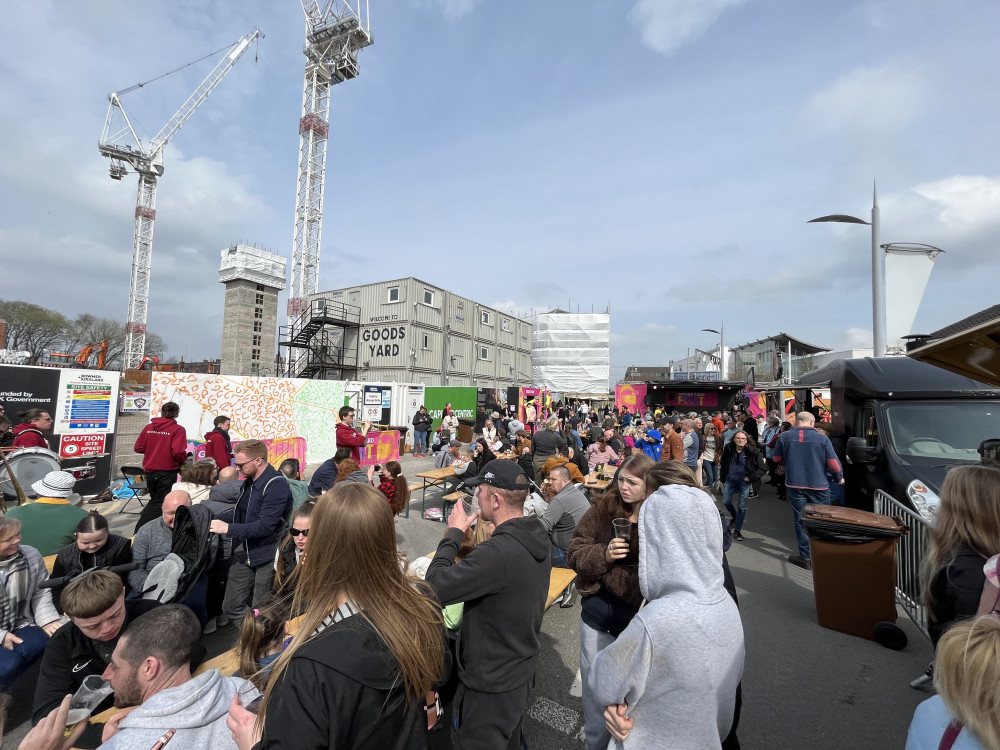 Over 2,500 people gathered on Glebe Street on Easter Sunday (Capital&Centric).