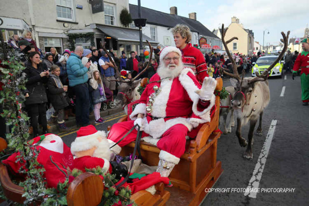 The Reindeer Parade in 2018 (photo by Glyn Evans)