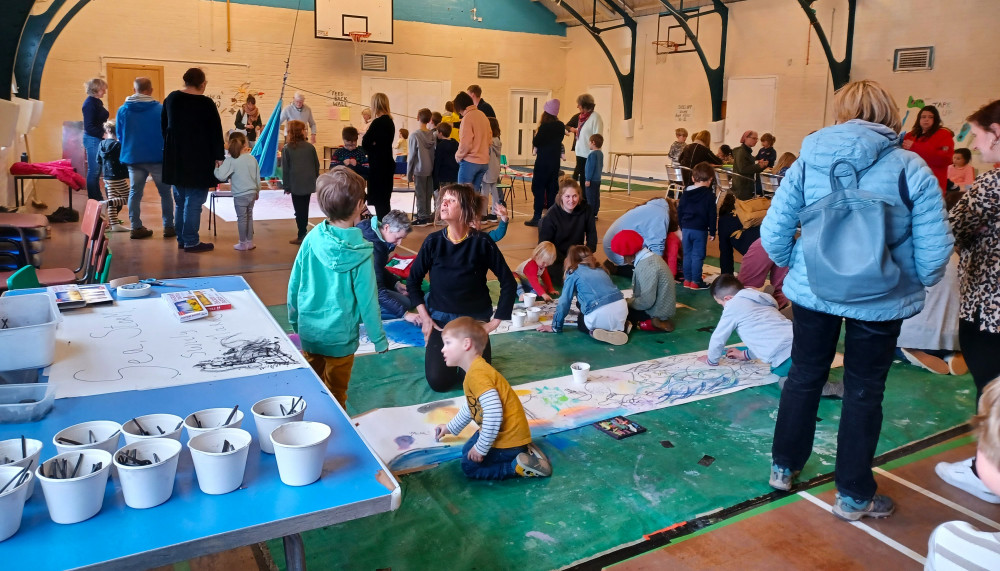 More than 200 children and adults took part in the Amazing Drawing Festival (photo credits: Oops Wow Messy Art)