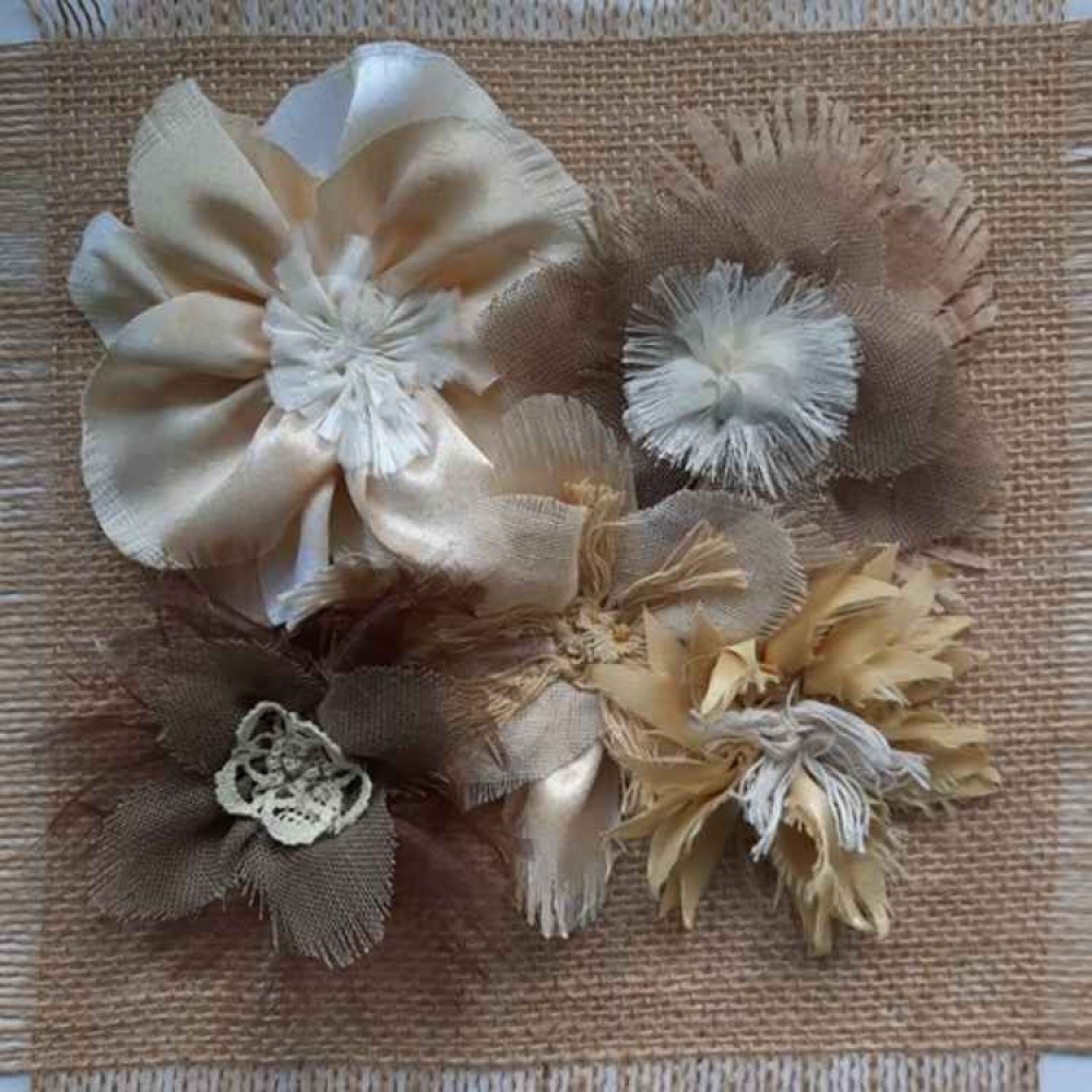'Florets' by Sheila Hetherington 'Florets' by Sheila Hetherington