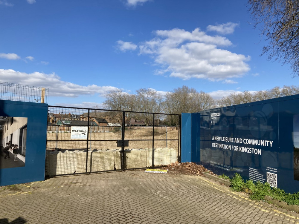 The current site of the former Kingfisher Leisure Centre where its replacement will be built (Credit: Nub News)