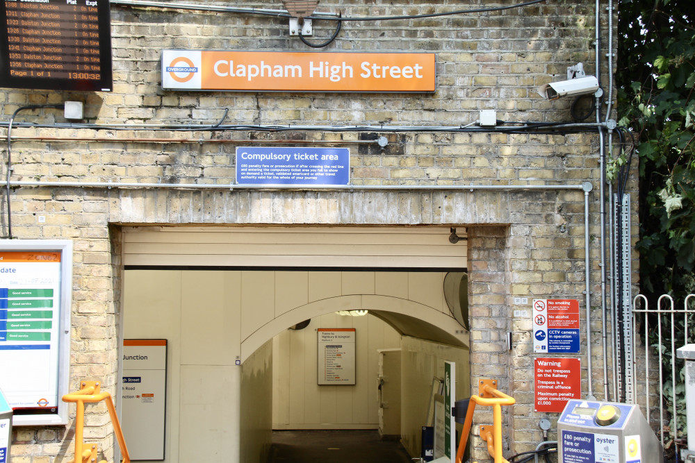 Clapham High Street lost its direct services to Victoria in December 2012 (Credit: Issy Millett, Nub News)