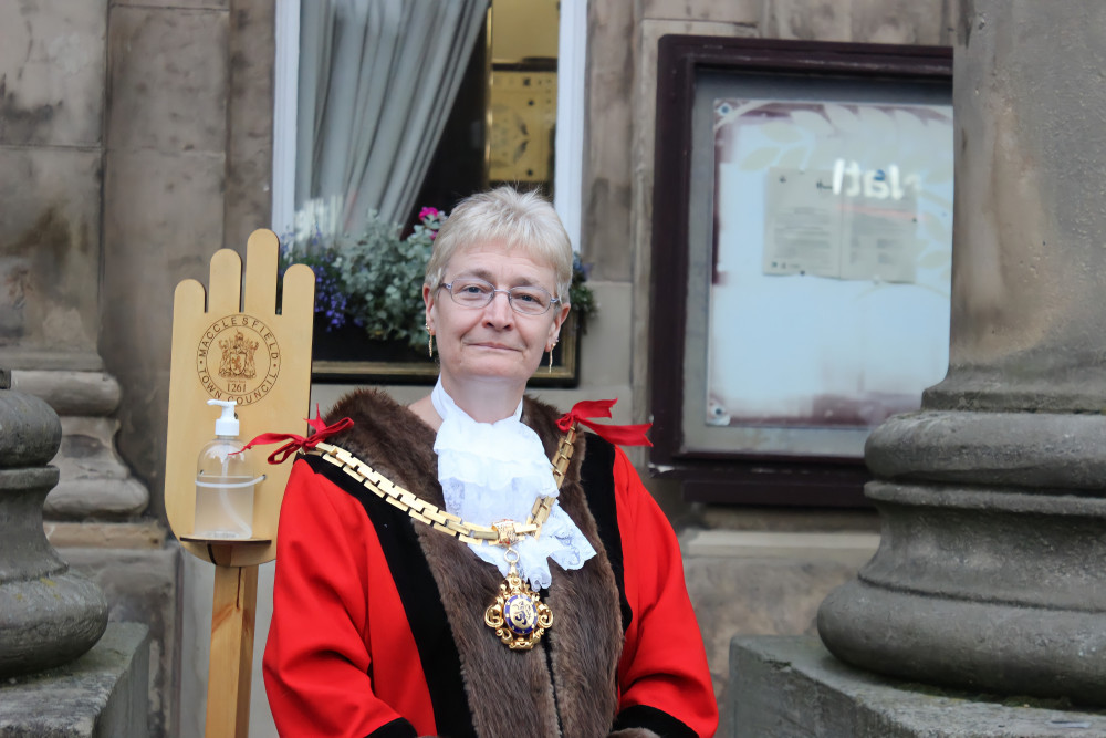 Macclesfield Mayor Fiona Wilson, pictured outside Macclesfield Town Hall. (Image - Alexander Greensmith / Macclesfield Nub News) 