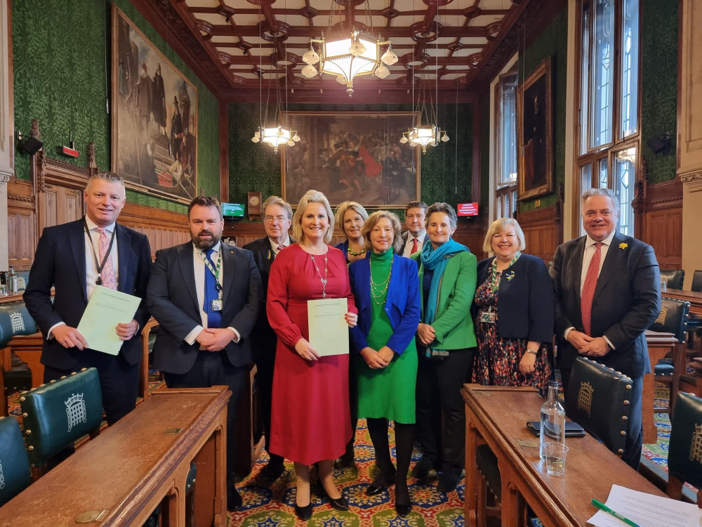 Chris Loder MP with Angela Richardson MP and other MPs who are supporting the Animals (Low Welfare Activities Abroad) Bill