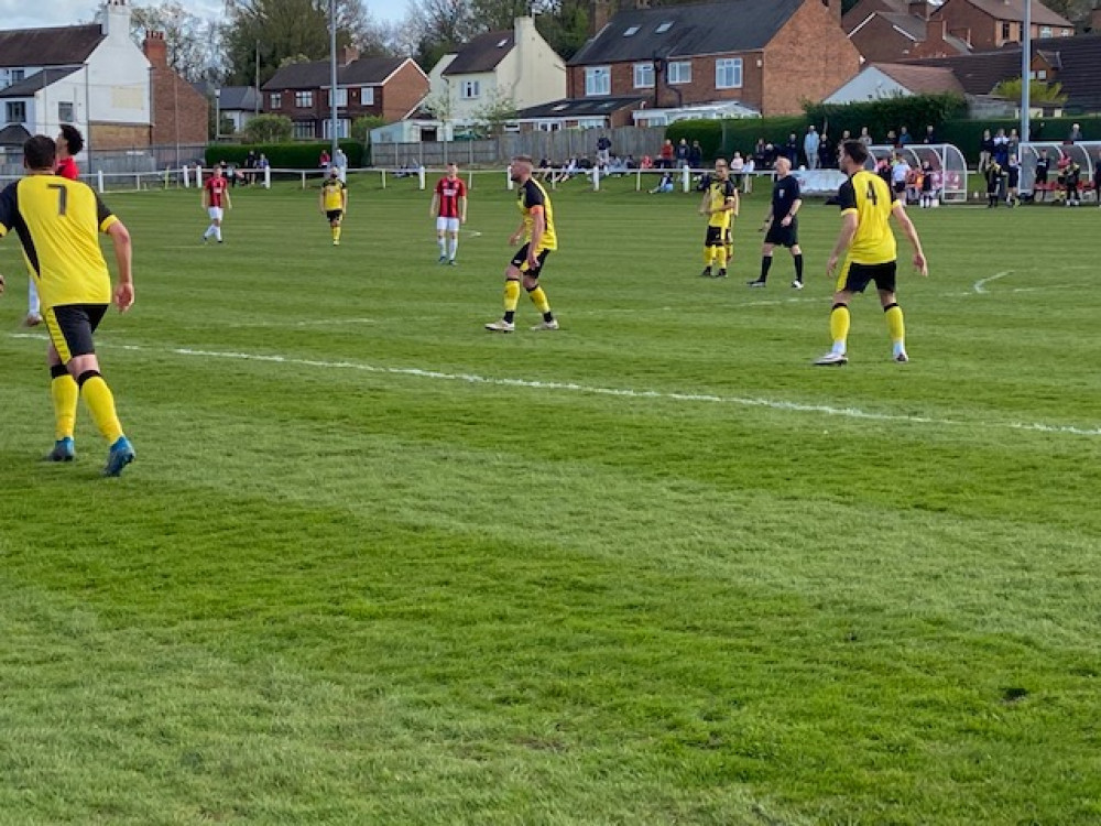 Hucknall Town captain Aaron Short (pictured, centre) has described the club’s upcoming playoff final as ‘what we play all season for’. Photo Credit: Tom Surgay.