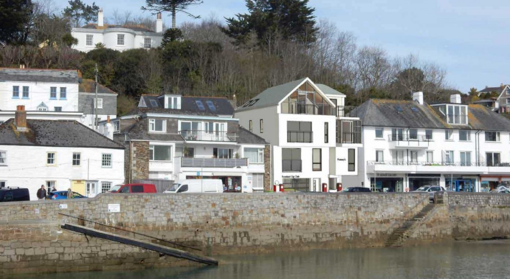 How the new Pomery\'s building would look on St Mawes waterfront. Pic: Poynter Bradbury Wynter Cole Architects