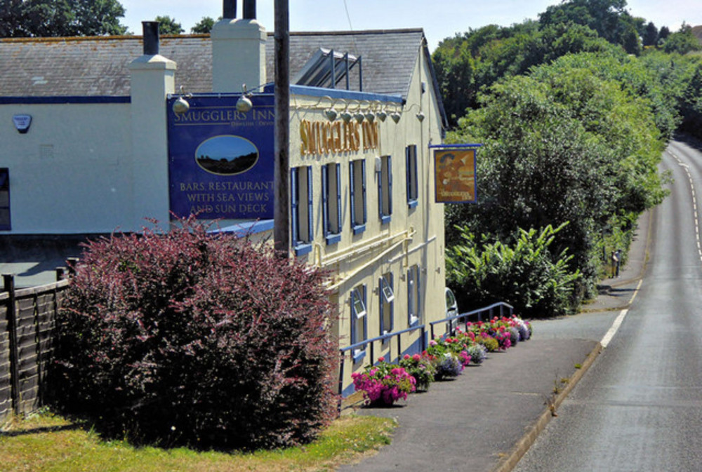 The Smugglers Inn, Teignmouth Road (cc-by-sa/2.0 - © David Dixon - geograph.org.uk/p/5875263) The Smugglers Inn, Teignmouth Road (cc-by-sa/2.0 - © David Dixon - geograph.org.uk/p/5875263)
