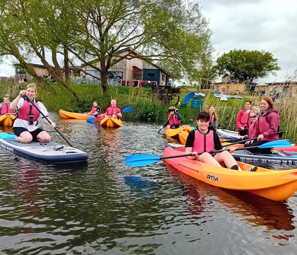 Volunteers for Big Help Out litter pick