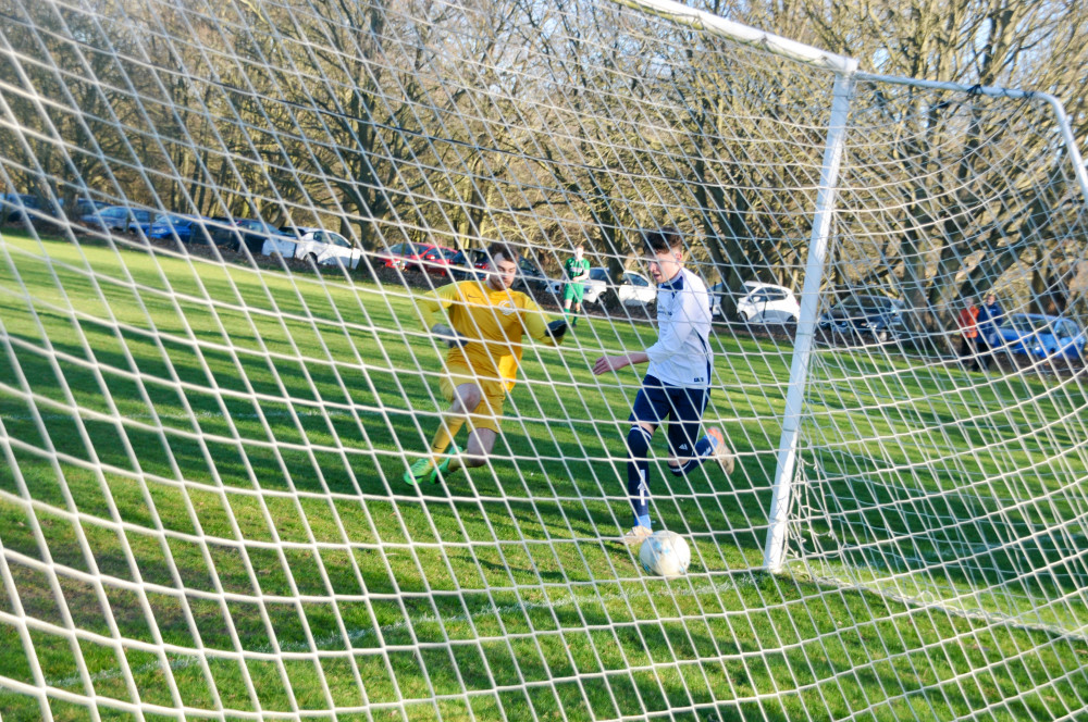 Back of the net for Woolverstone (Picture: Nub News)