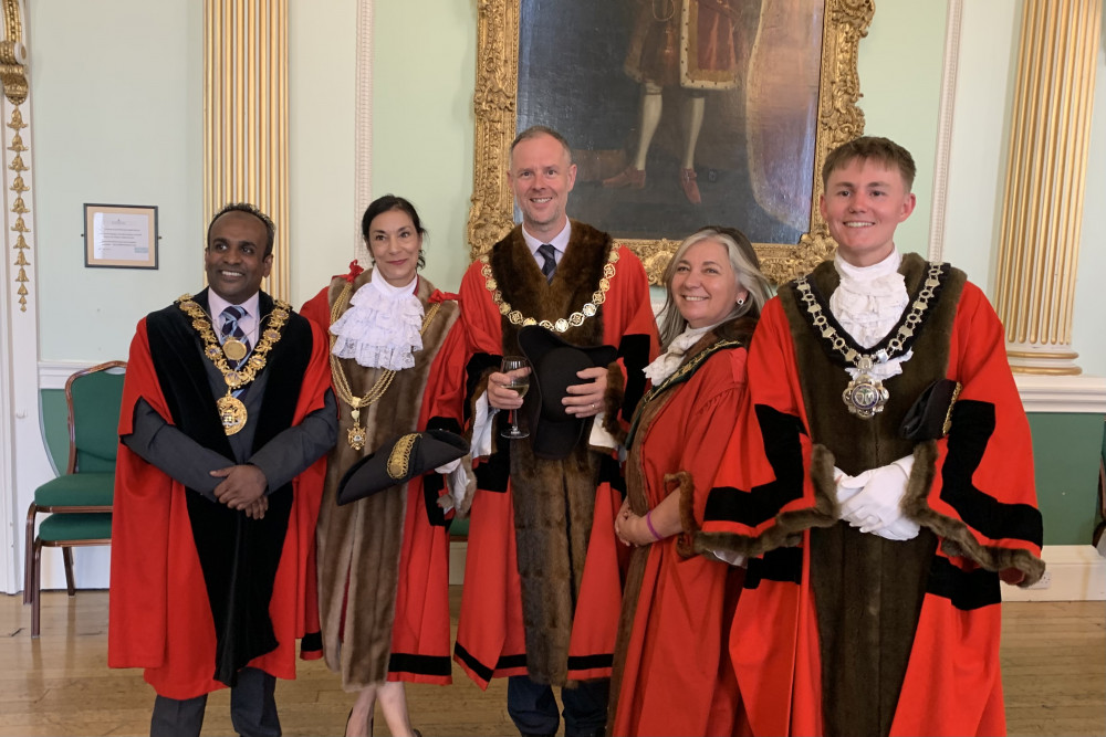 The Mayors of Salisbury, Wells, Midsomer Norton, Glastonbury and Chippenham The Mayors of Salisbury, Wells, Midsomer Norton, Glastonbury and Chippenham