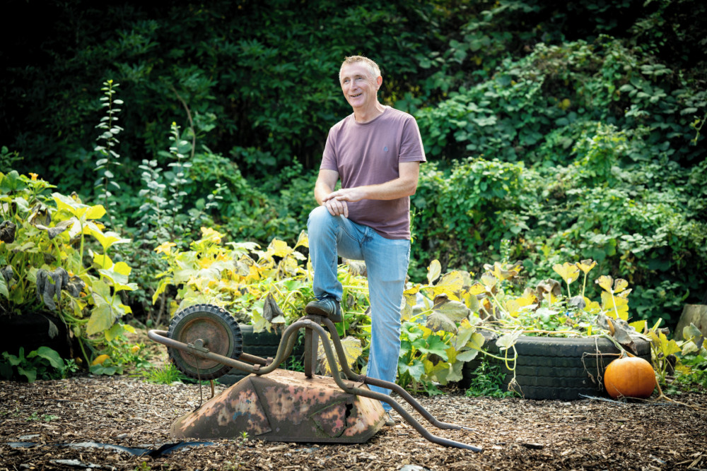 Connect with nature and improve your wellbeing Connect with nature and improve your wellbeing