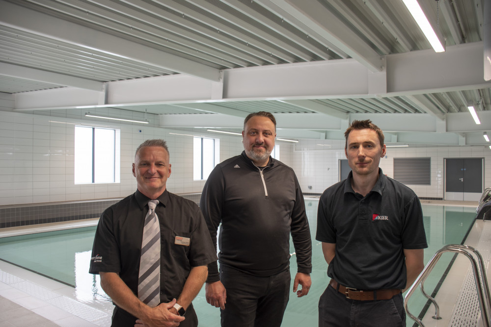 Hucknall Leisure Centre’s new teaching pool has been completed and will welcome a new generation of swimmers when it opens on Saturday 24 June. Pictured: Lorenzo Clark, Contracts Manager at Everyone Active, Cllr Chris Huskinson, Executive Lead for Leisure, Health and Wellbeing, and Mark Callaghan, Site Manager for Kier. Photo courtesy of Ashfield District Council.